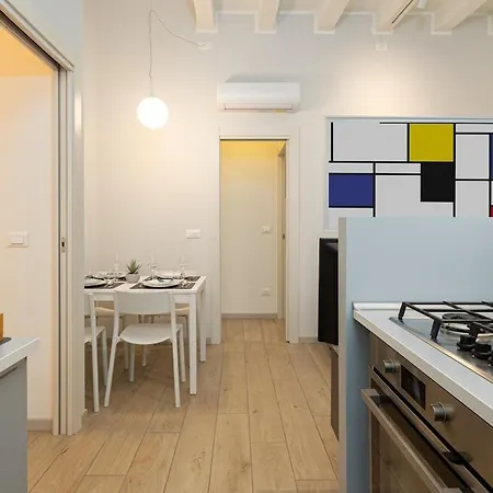 Mondrian L Bb Trieste