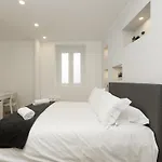 Mondrian L Bb * Trieste