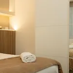 Mondrian L Bb Apartamento Trieste