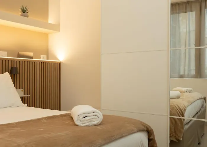 Mondrian L Bb Апартаменты Триест