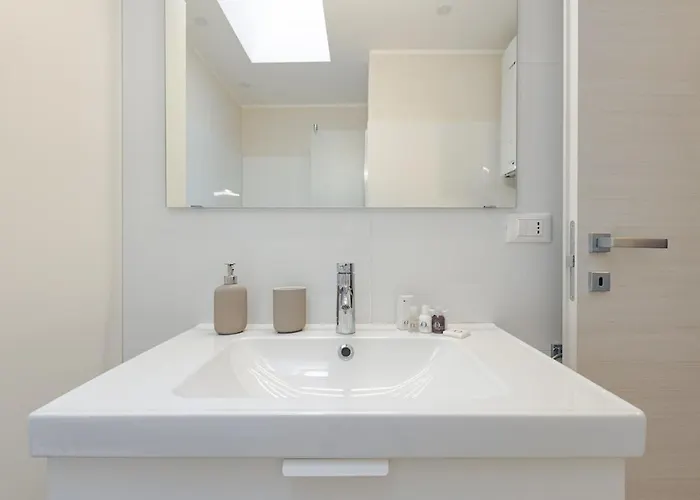 Апартаменты Mondrian L Bb Триест