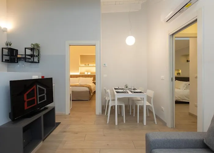 Mondrian L Bb Апартаменты Триест